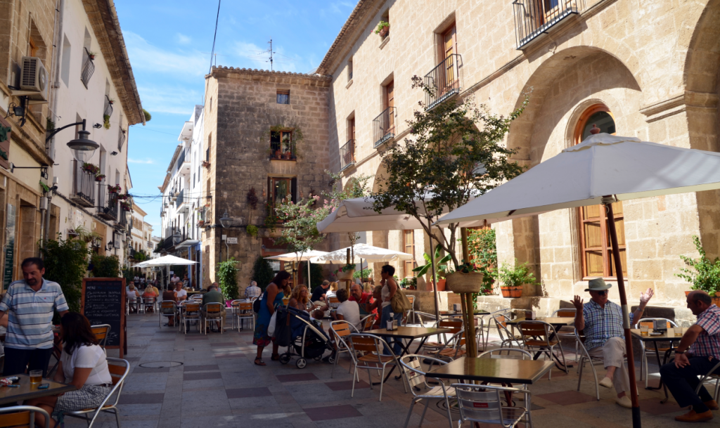 Shopping in the old town of Javea